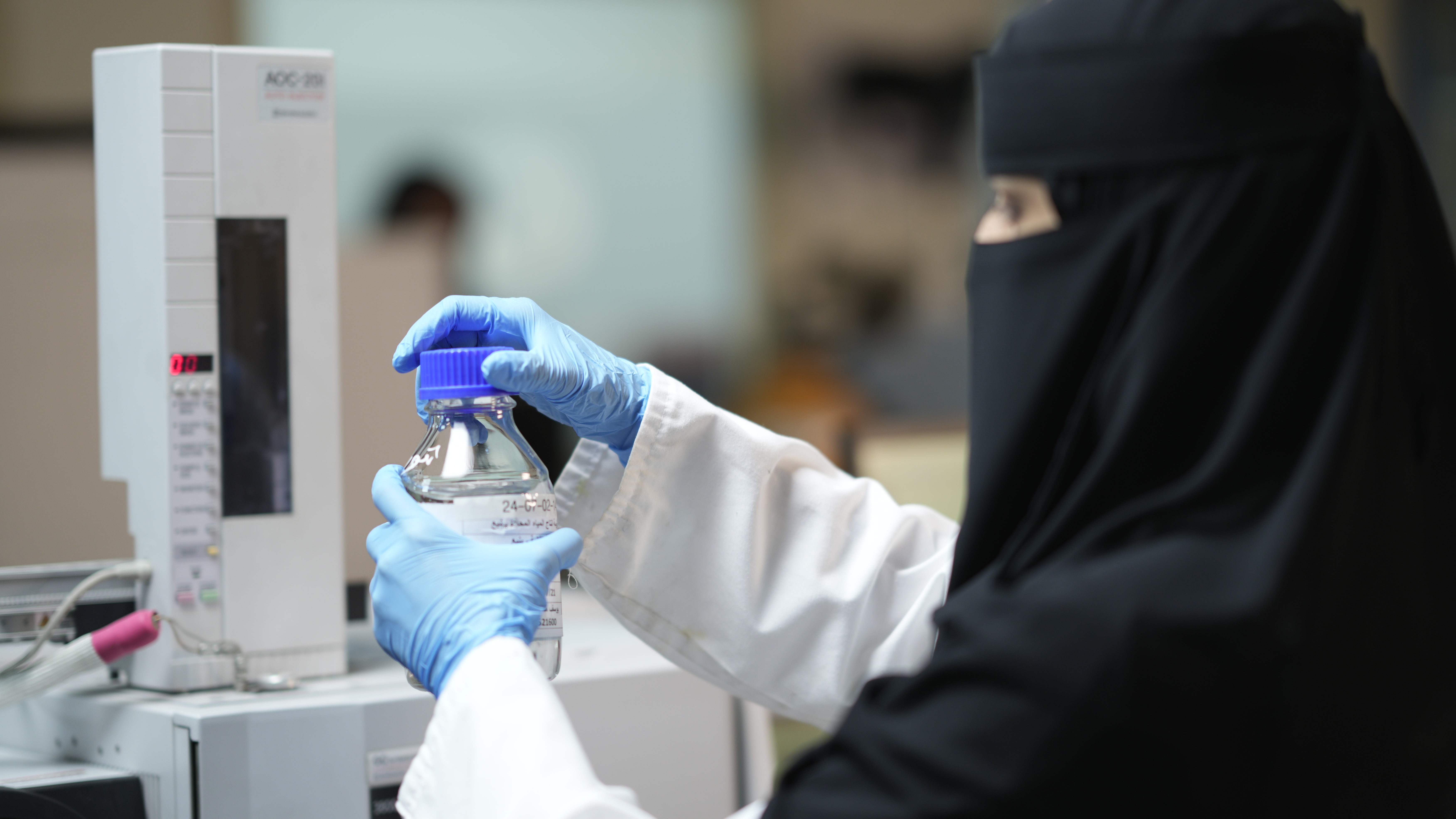 نبذة عن المختبرات